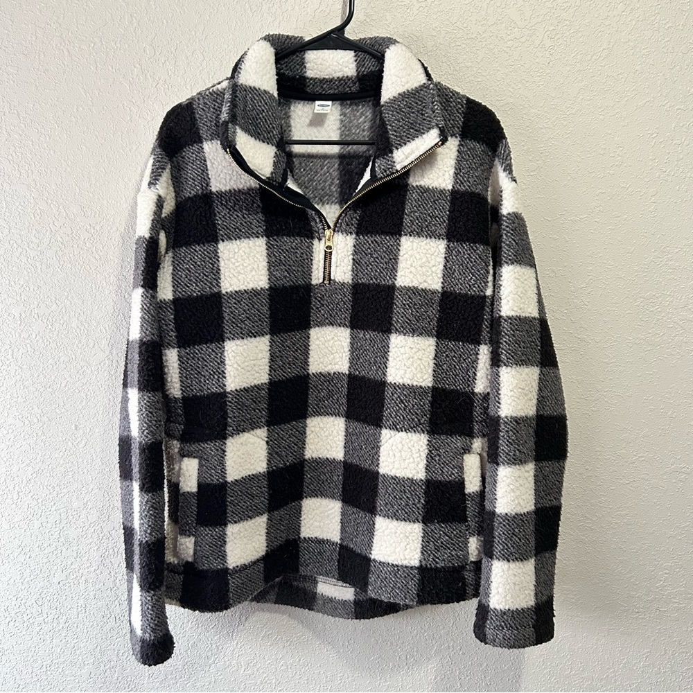 Old Navy Buffalo plaid Sherpa